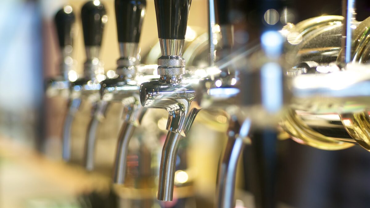 Weekly Economic News Roundup and beer consumption