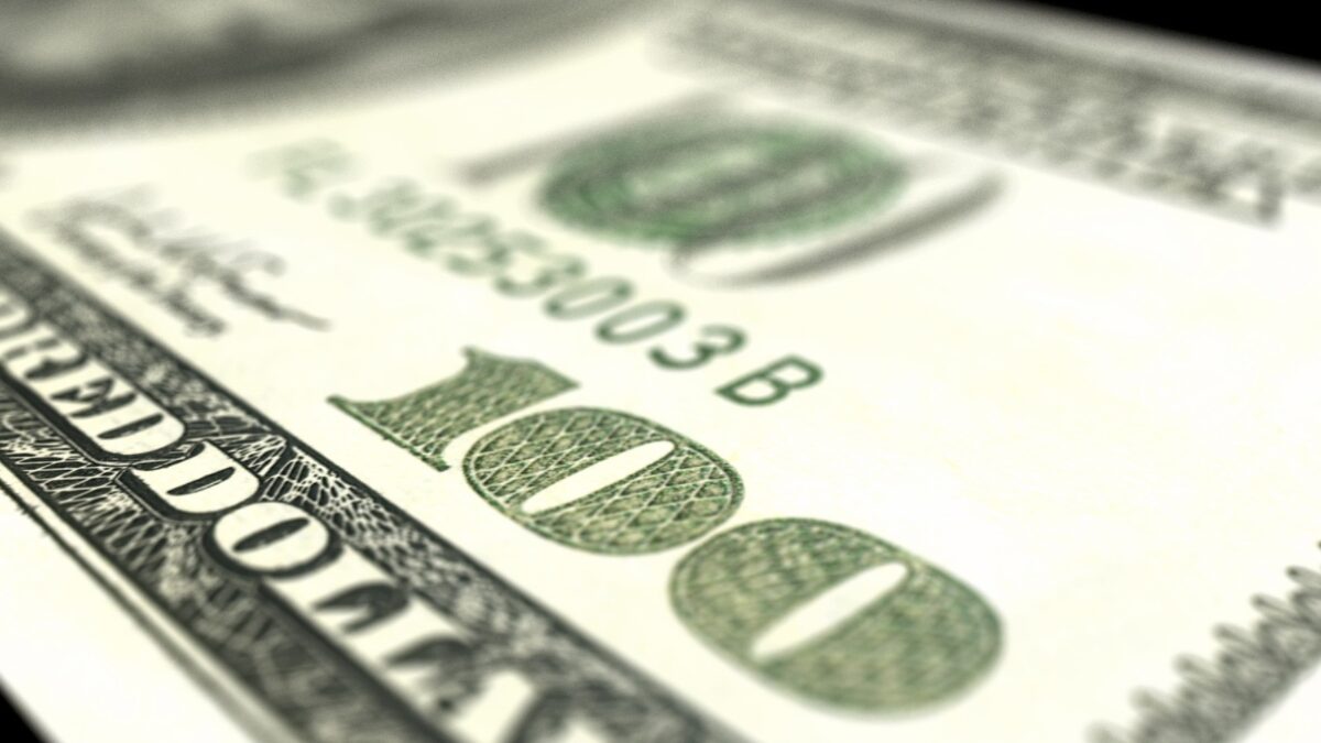 Weekly economic News Roundup and $100 bills