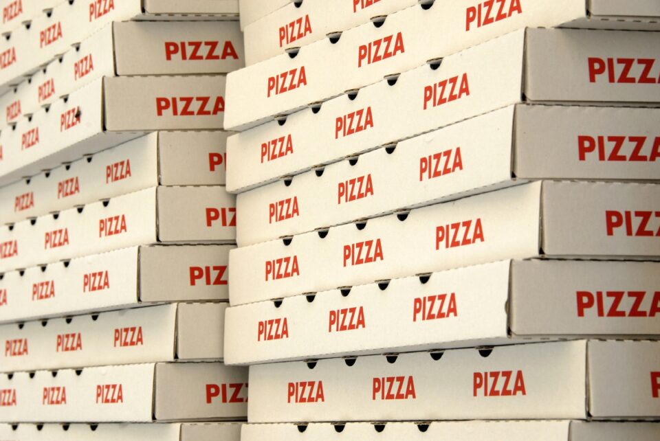 Weekly Economic News Roundup and pizza box recycling