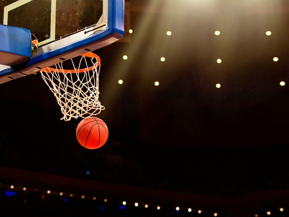Weekly Economy News Roundup and basketball winners and losers