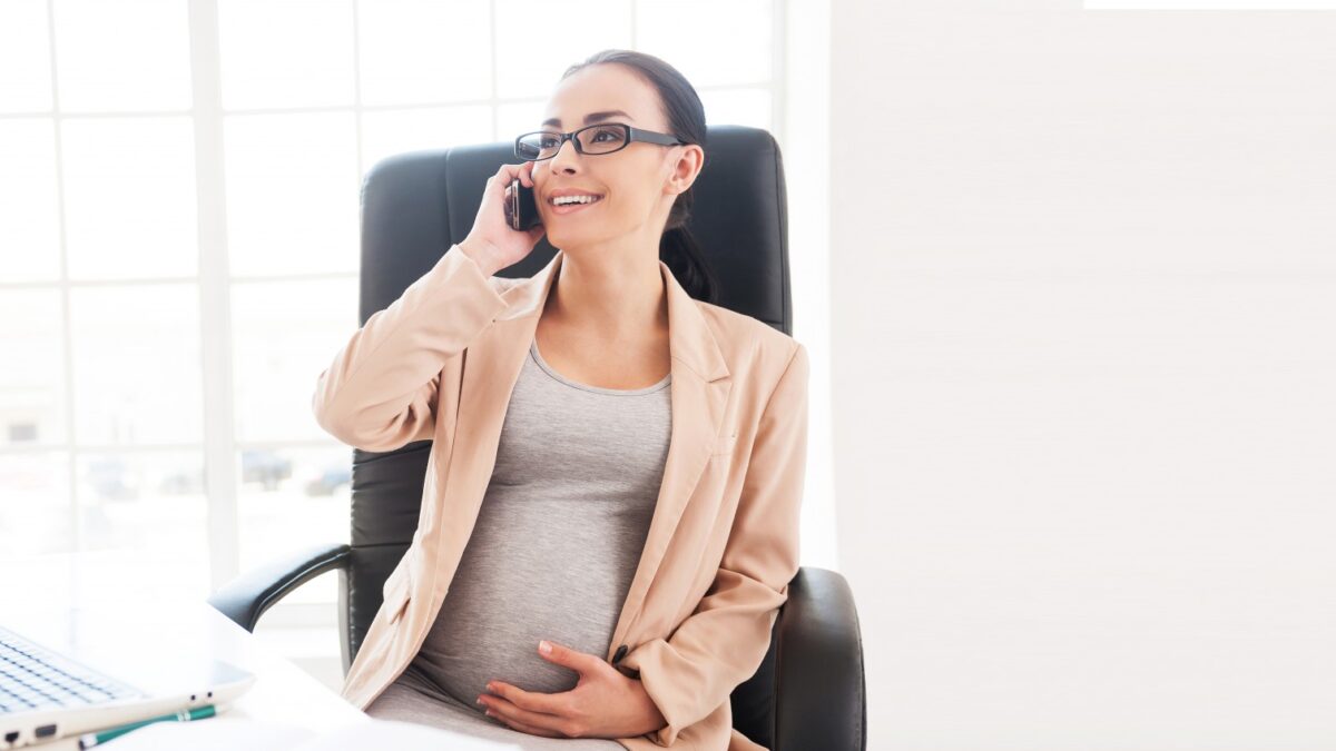 weekly economic news roundup and women's wealth