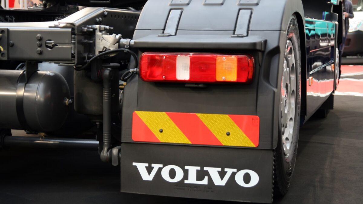 Beeps like backup warnings from trucks create noise pollution negative externalities.