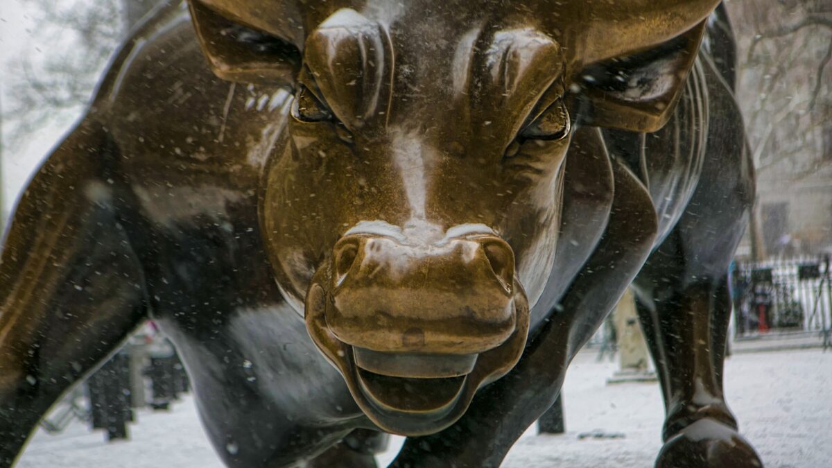 weekly economic roundup bull and bear markets