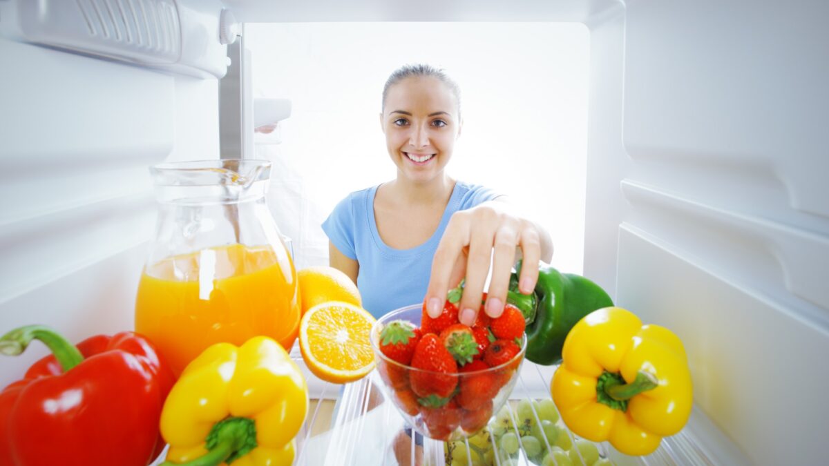 Everyday Economics: The Contents of Refrigerators, Supply and Demand, and Global Markets