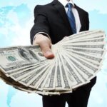 Everyday economics of using cash