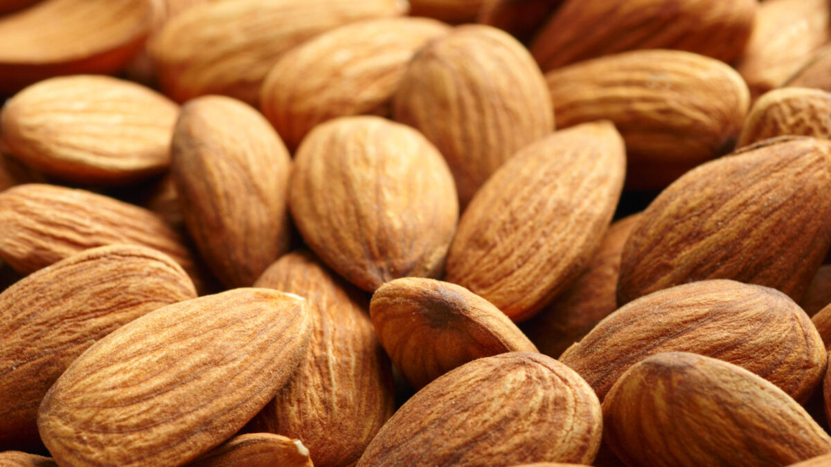 Everyday economics and almond water demand