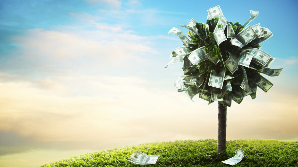 Weekly Economic News Roundup and employee pay