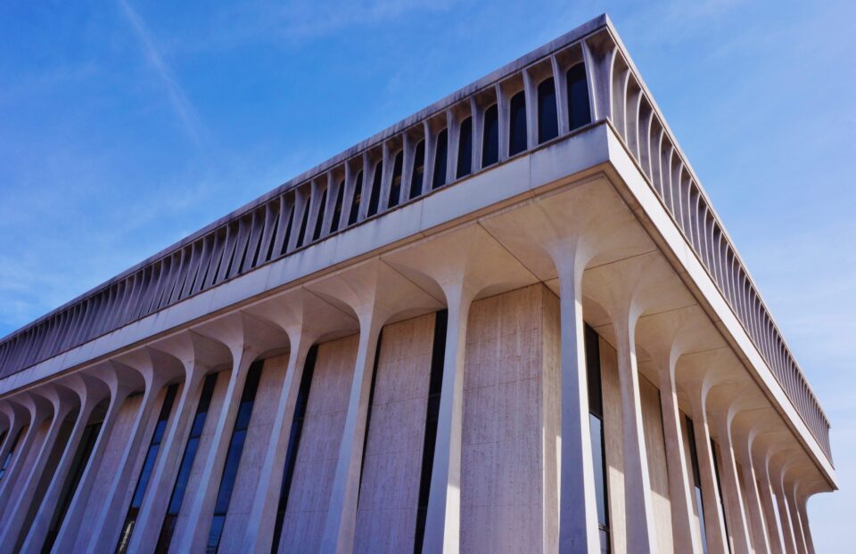 Human capital in U.S. elite jobs are dominated by Ivy League graduates.