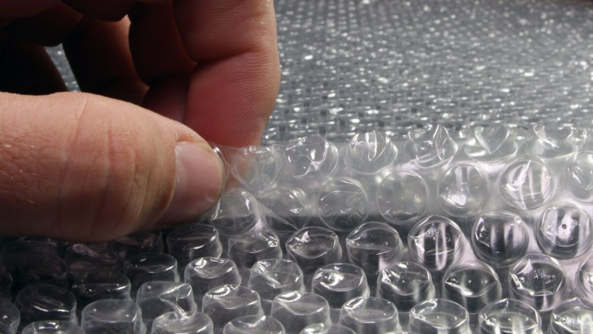 everyday economics and the cost of bubble wrap