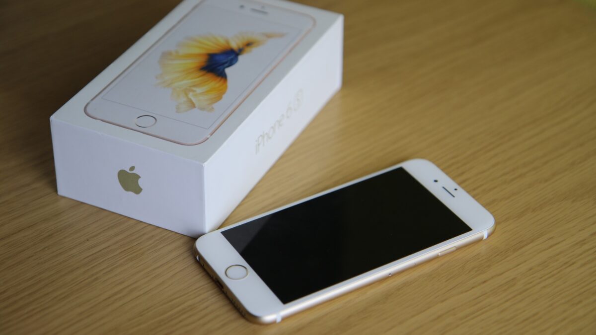 iPhones and global supply chains