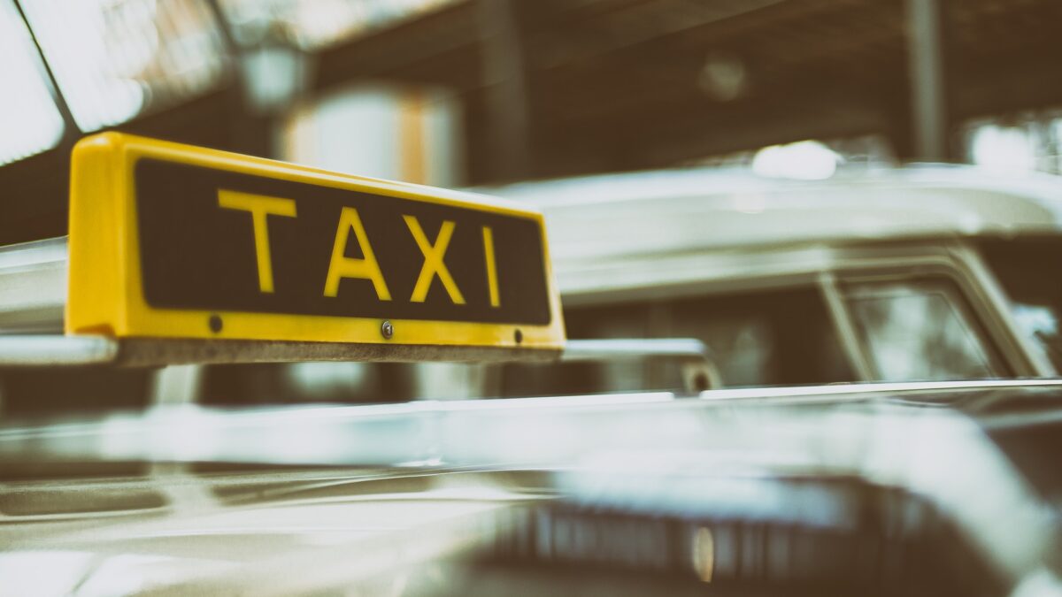 Weekly economic news roundup and taxi tips