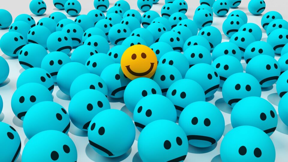 weekly economic news roundup and smiling societies