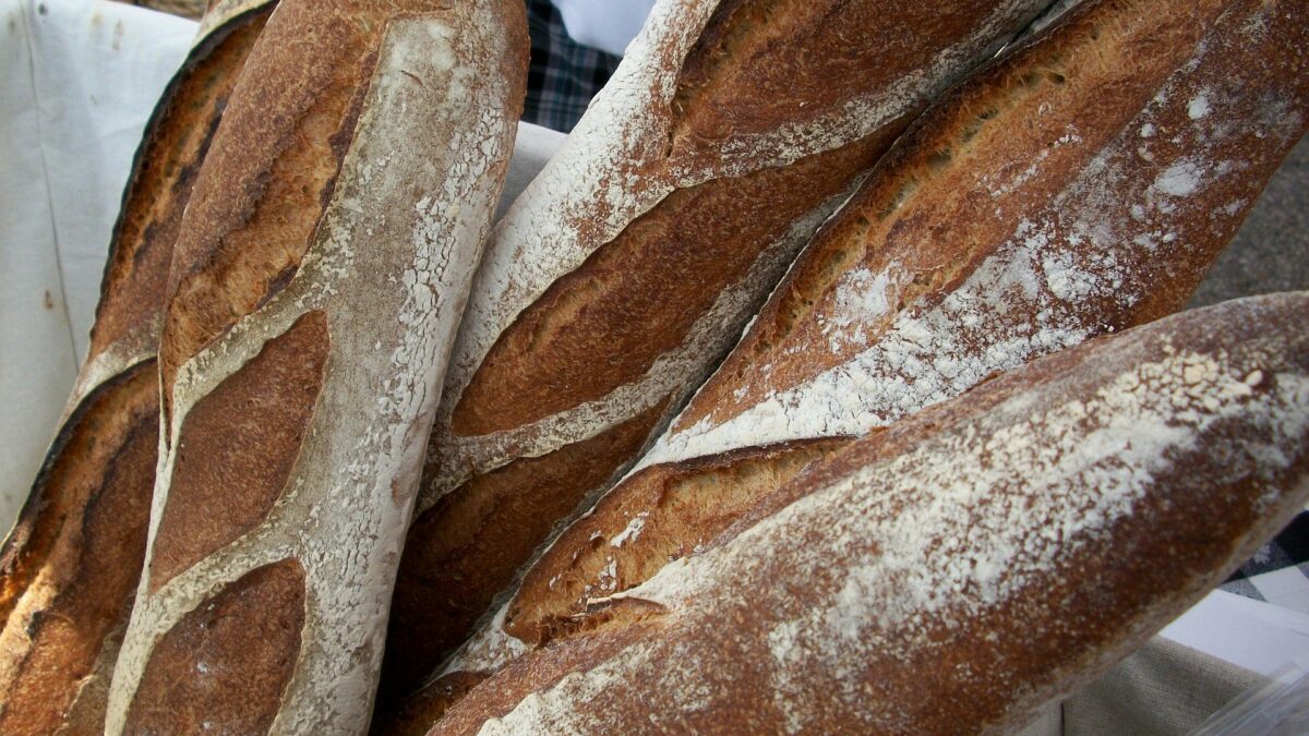 Weekly Economic News Roundup and French baguette competition