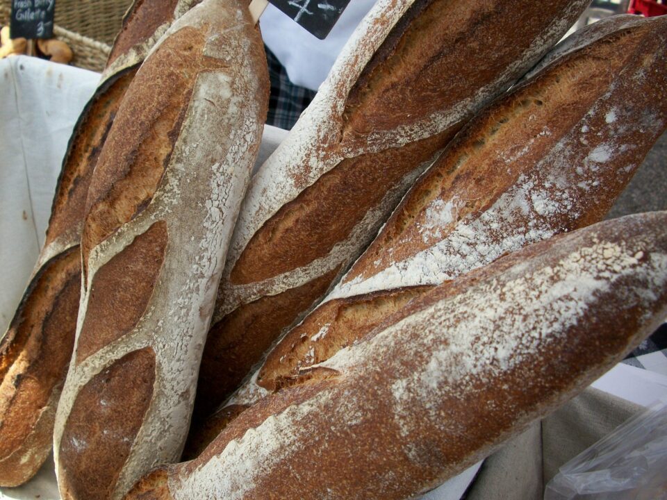 Weekly Economic News Roundup and French baguette competition