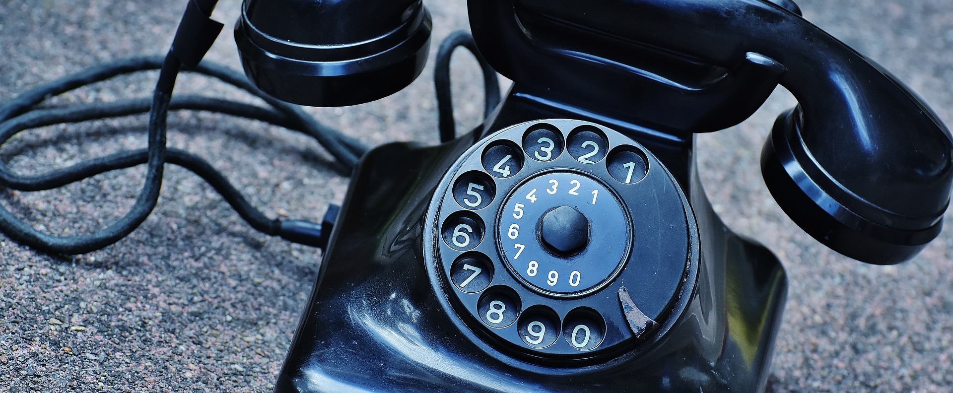 Weekly Economic News Roundup and cellphone-only users