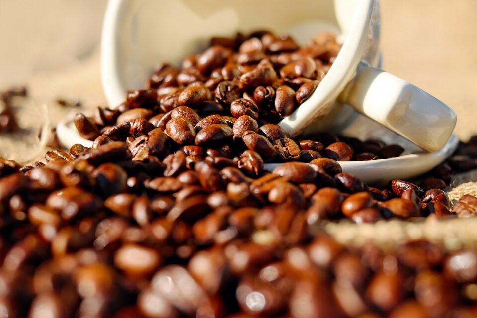 Weekly Economic News Roundup and coffee drinking