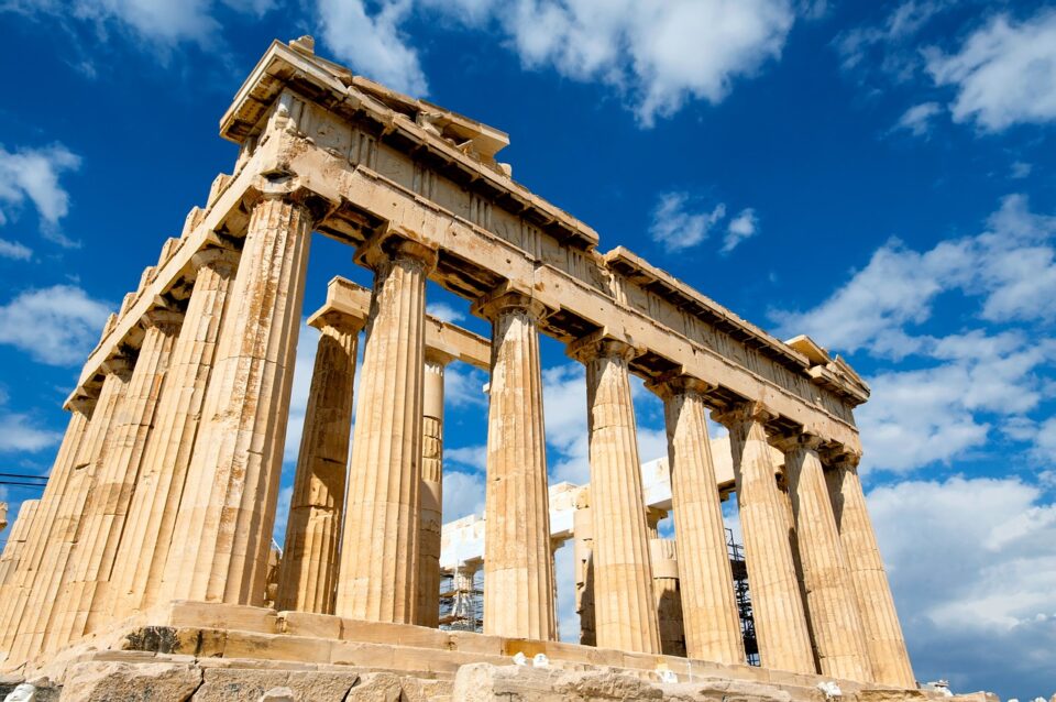 Weekly Economic News Roundup and Greece length of the workweek