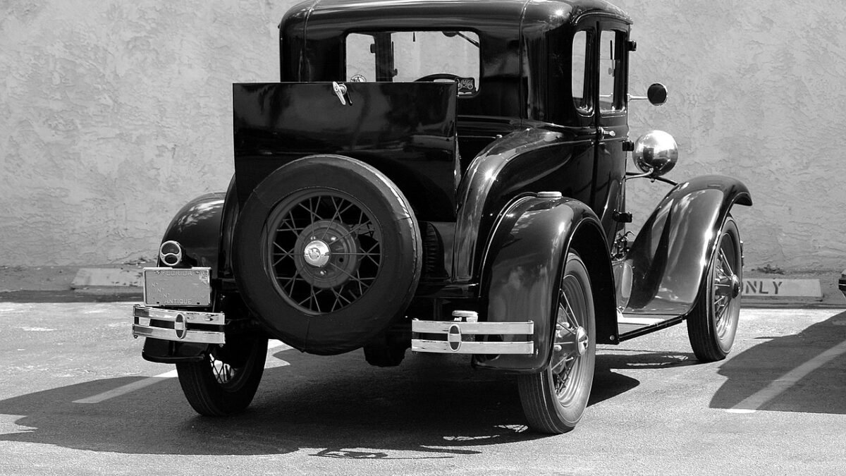 Weekly Economic News Roundup and, the Model T Ford and Tesla