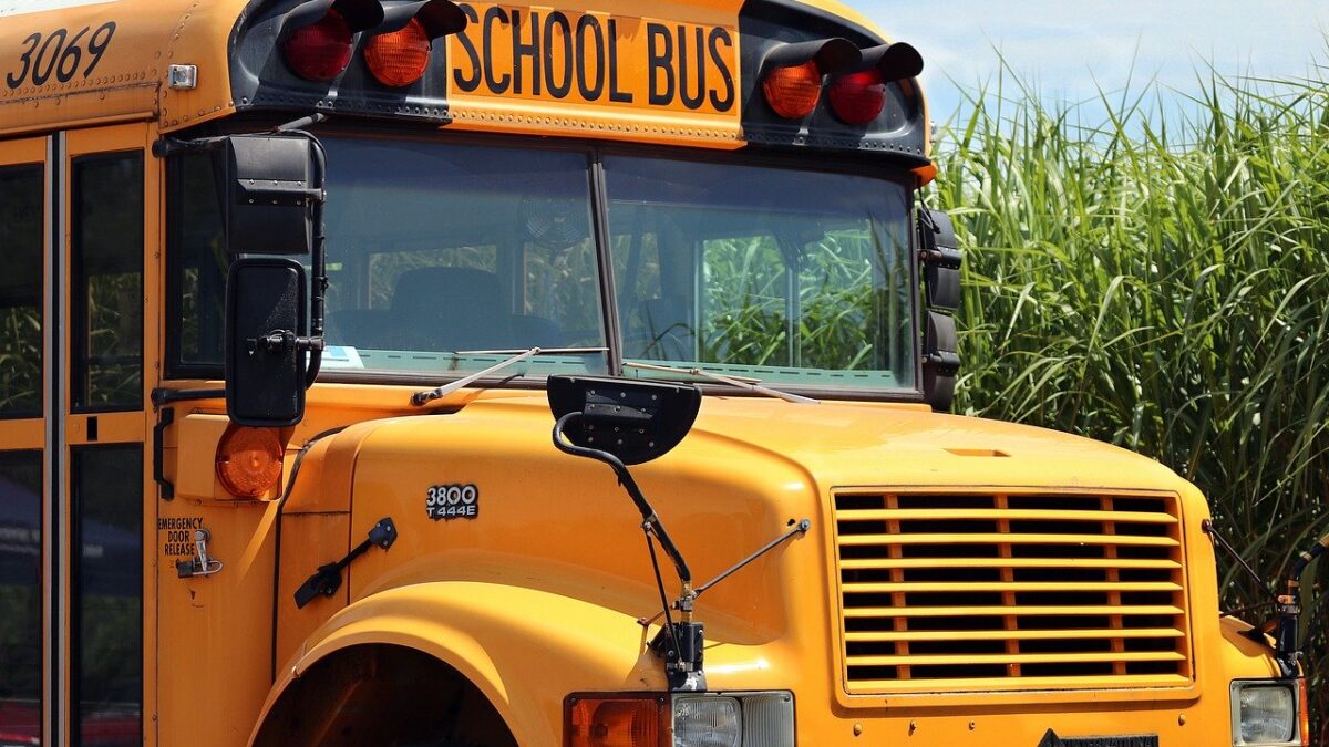 Weekly Economic News Roundup and schools opening safely