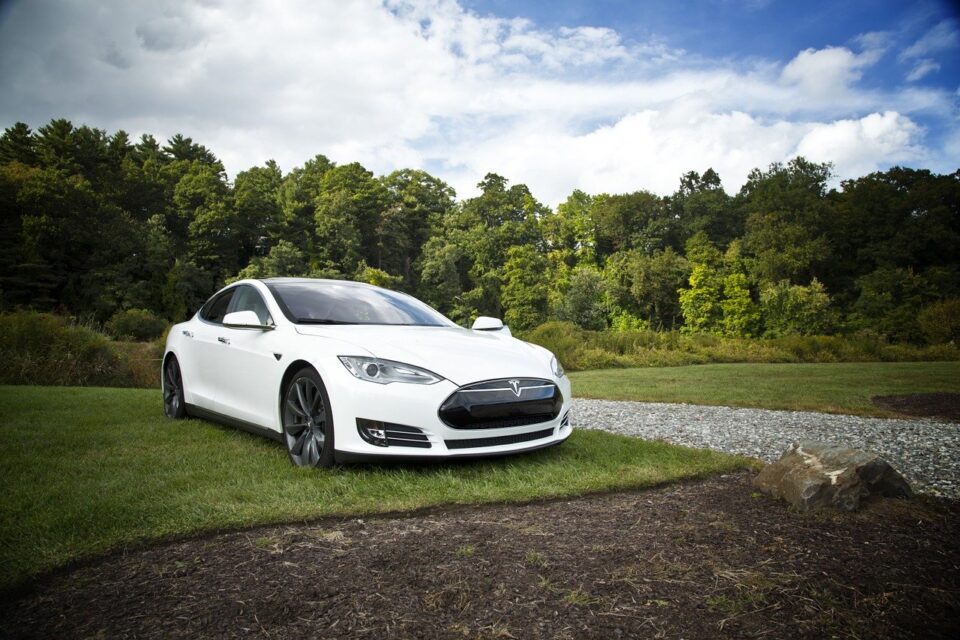 Weekly Economic News Roundup and EV sound design