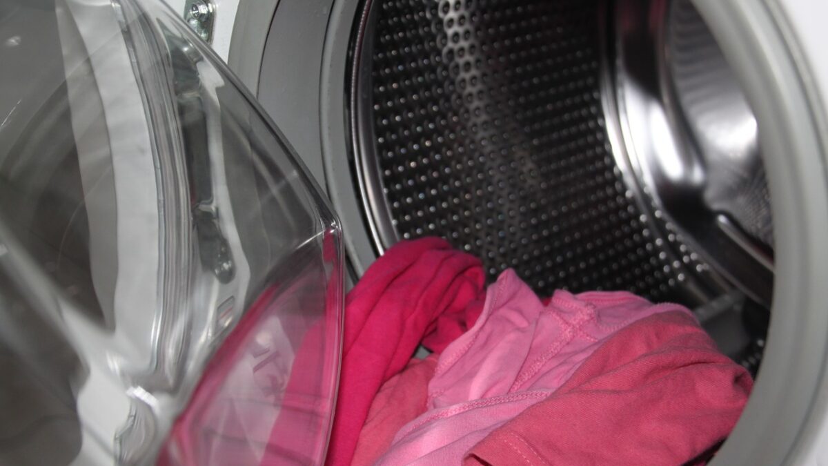 Weekly Economic News Roundup household technology