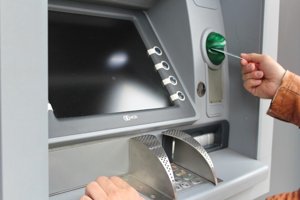ATM cash country