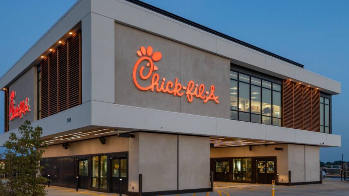 Weekly Economic News Roundup and Chick-fil-A drive thru speed