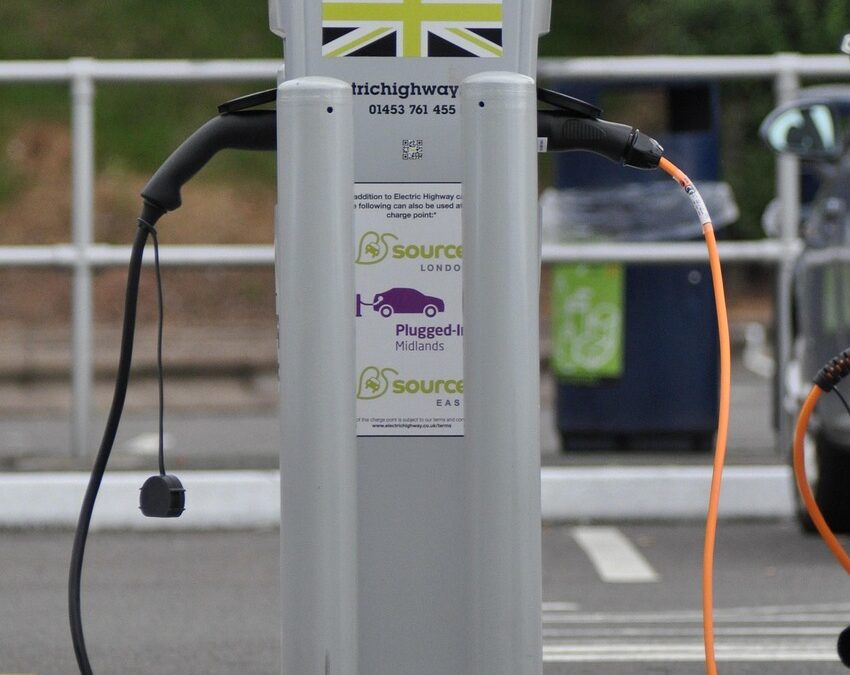 Weekly Economic News Roundup and EV chargers
