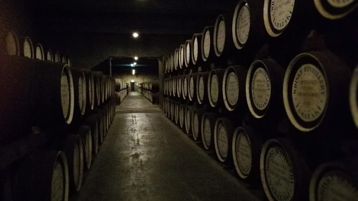 Weekly Economic News Roundup and whiskey supply chain