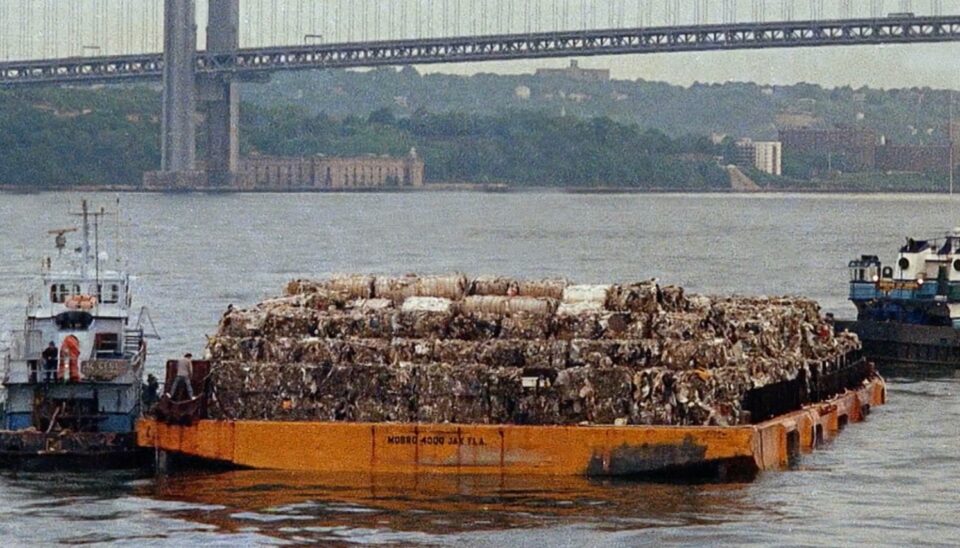 Our Weekly Economic News Roundup and the Mobro garbage