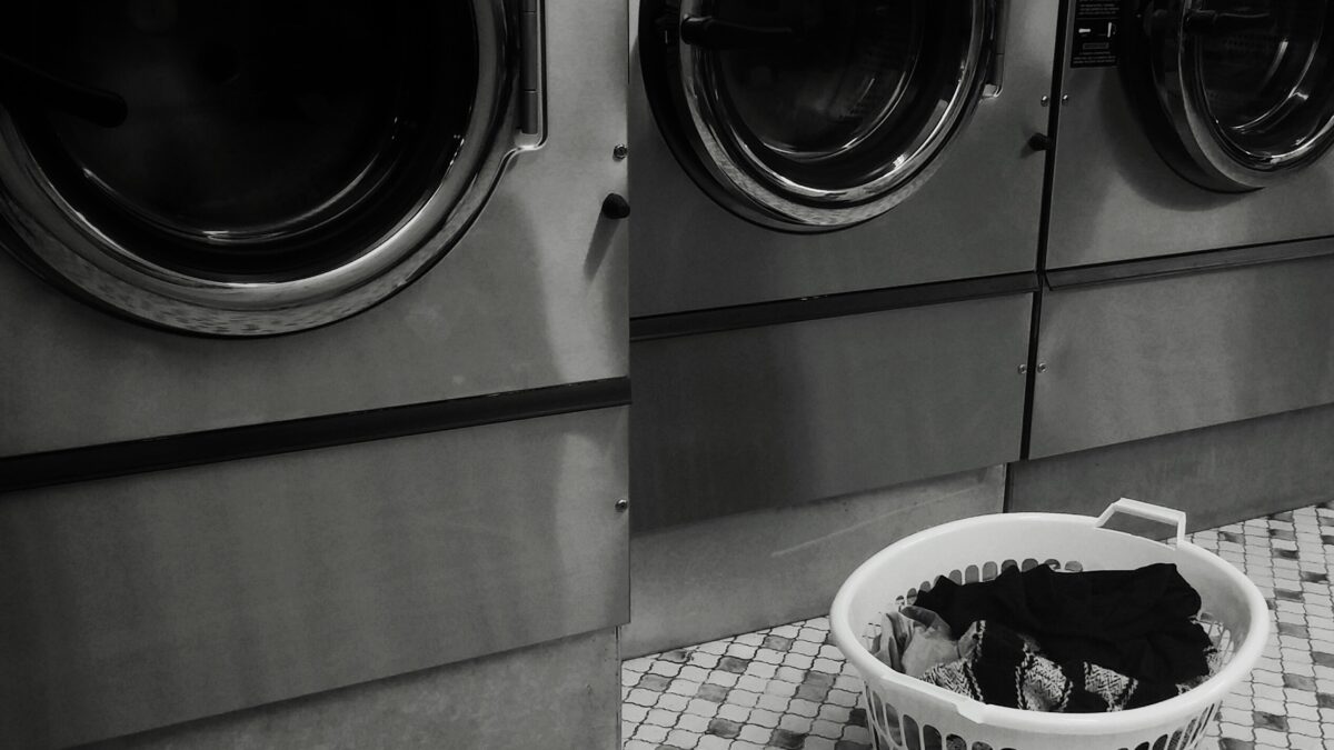 Weekly Economic News Roundup and laundry detergent innovation