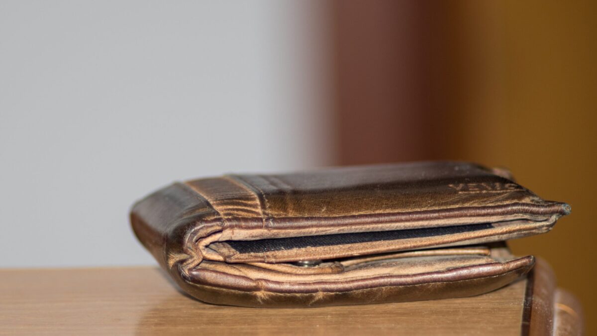 Weekly Economic News Roundup and high wage cities