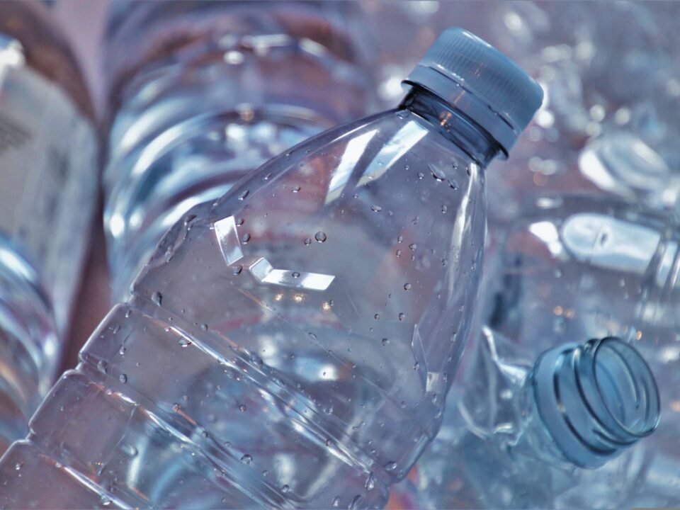 Weekly Economic News Roundup and recycling incentives